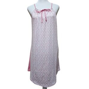 NWT The Royal Standard White With Pink Hearts Nightgown Size Medium‎